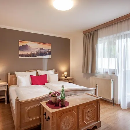 Hotel Schmiedboden 3*